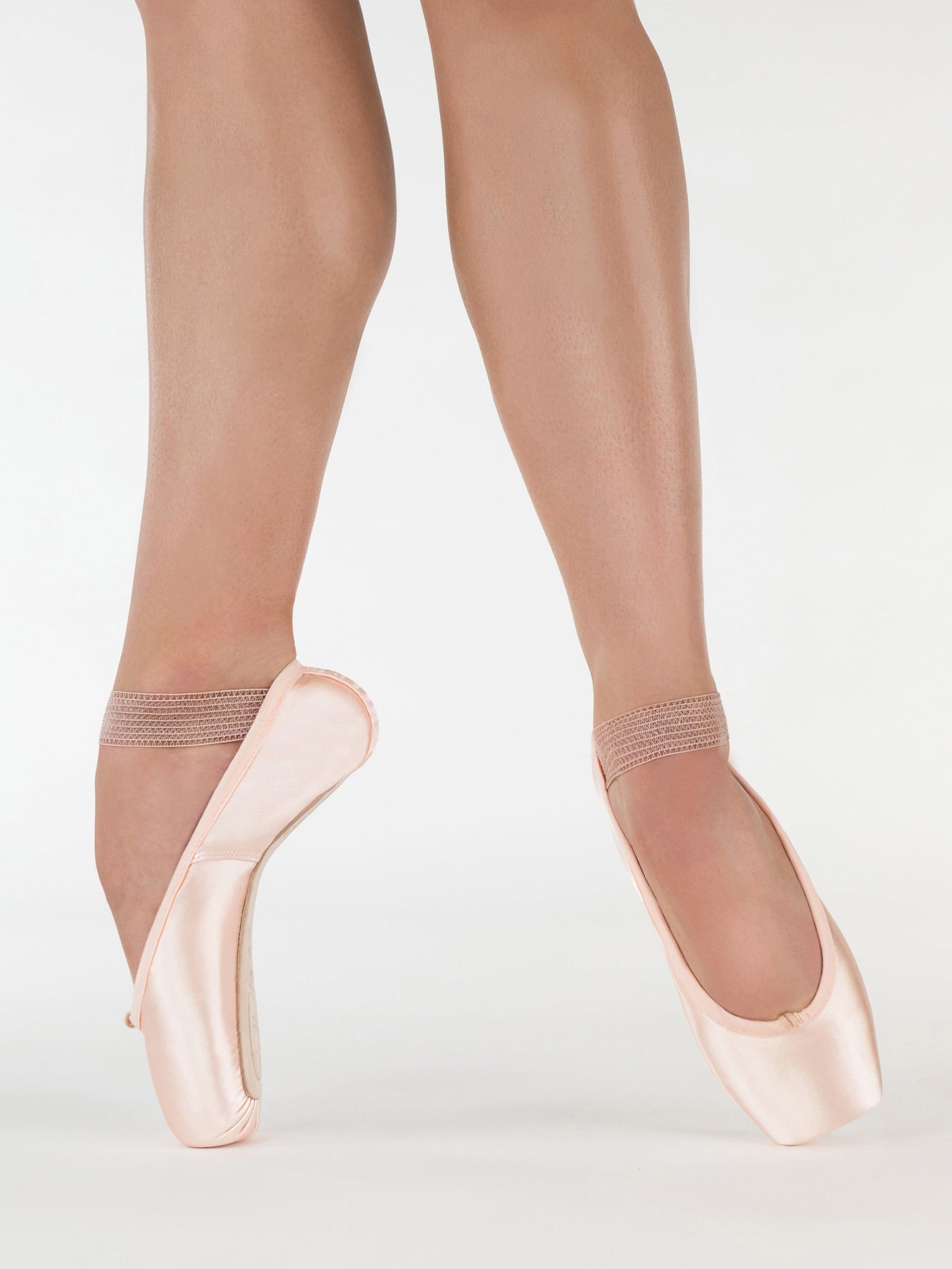 Suffolk Silhouette Pointe Shoes