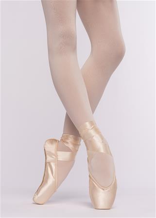 Pointe Shoe Fitting