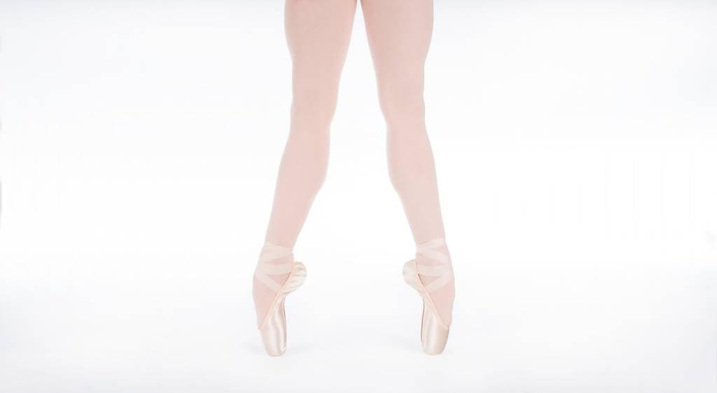 Suffolk Solo Prequel Pointe Shoe