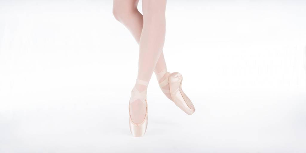 Suffolk Spotlight Pointe Shoes